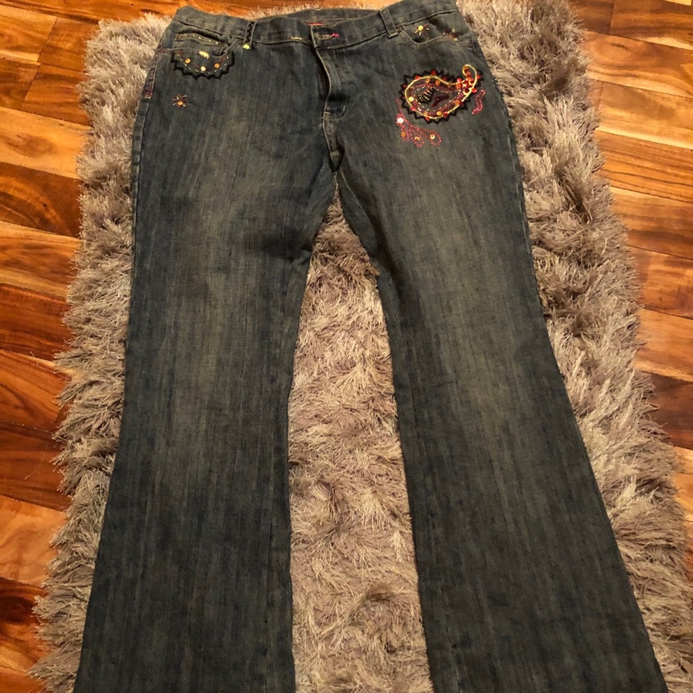 Jeans